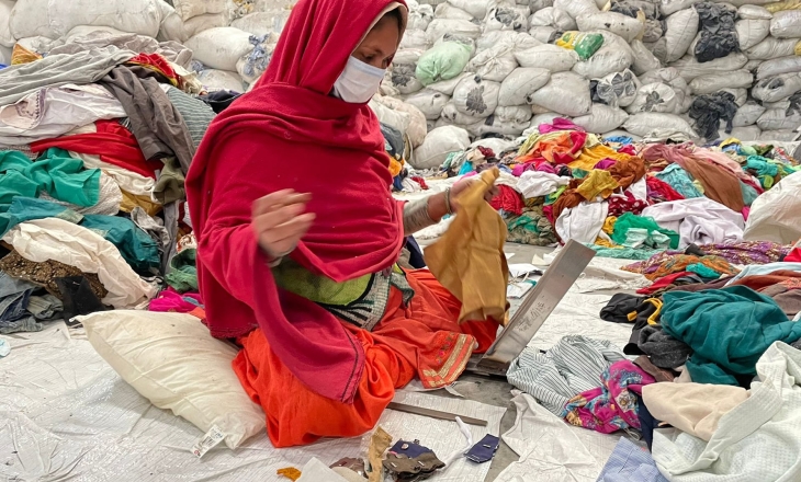 India's Traditional Recycling System Finds New Groove to Tackle Modern Challenges